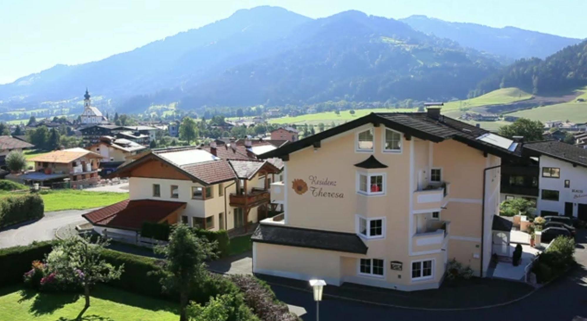 Residenz Theresa Soll Ngoại thất bức ảnh
